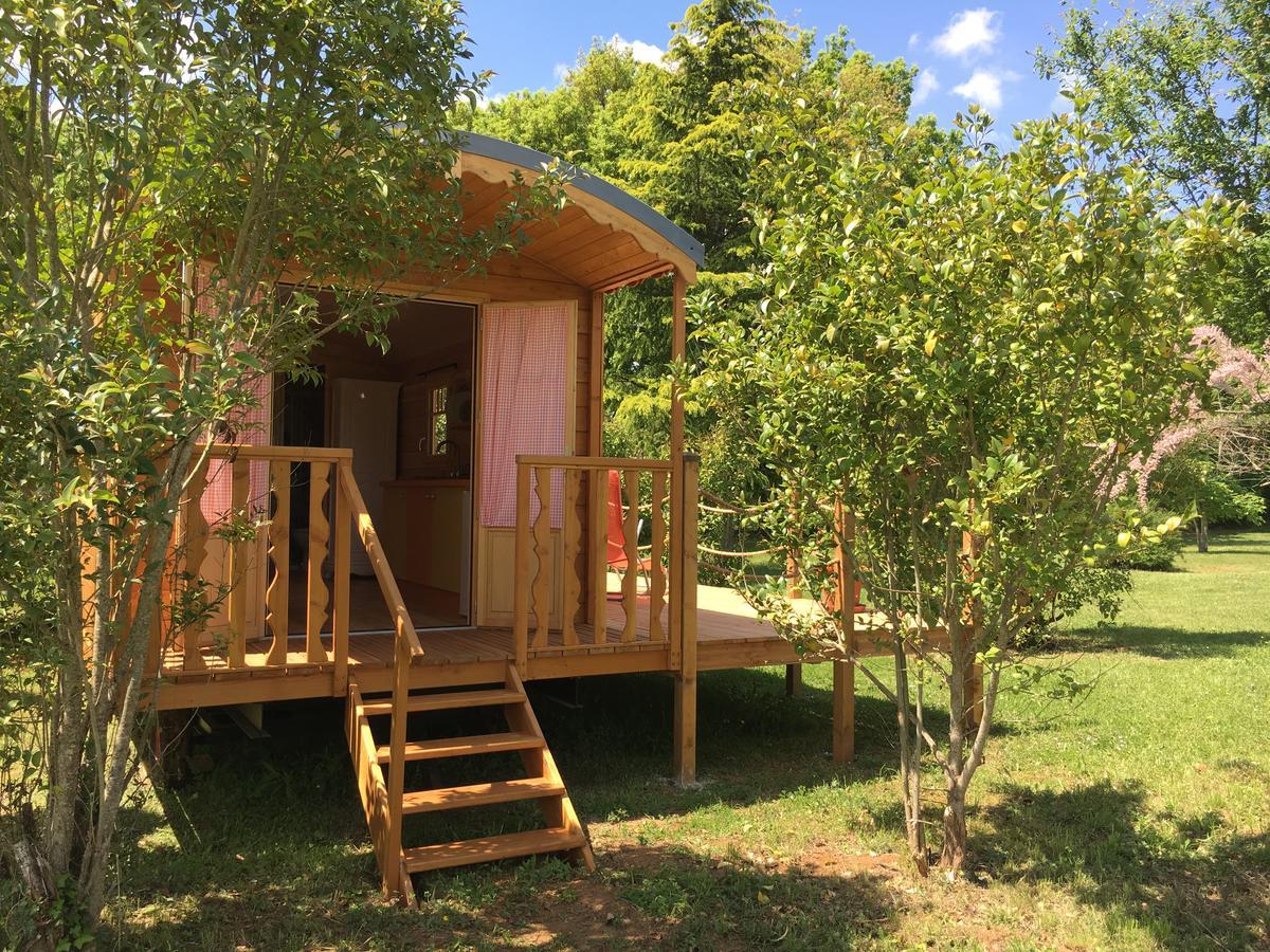 Coutillard Parisot  Exterior photo